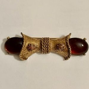 VINTAGE SIGNED PAULINE RADER BROOCH GOLD TONE W/CABOCHONS AND RHINESTONES